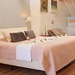 The White Queen B&B