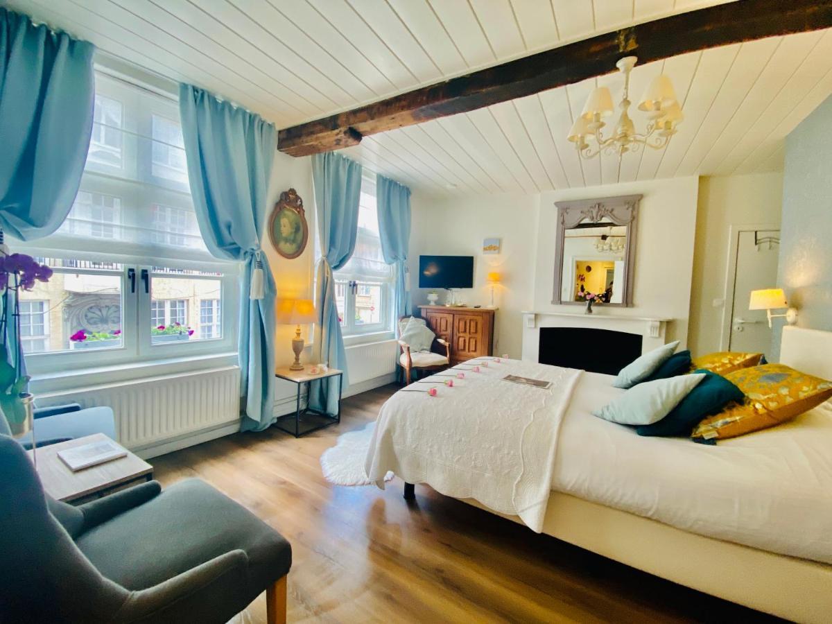 The White Queen 3* Bruges