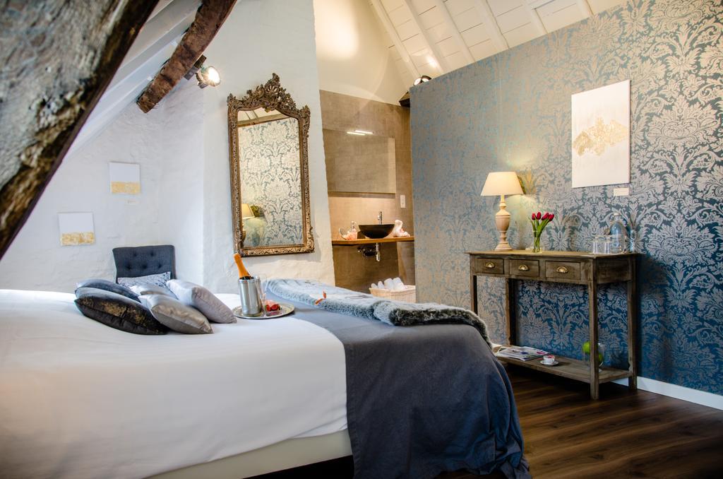 The White Queen Bed & Breakfast